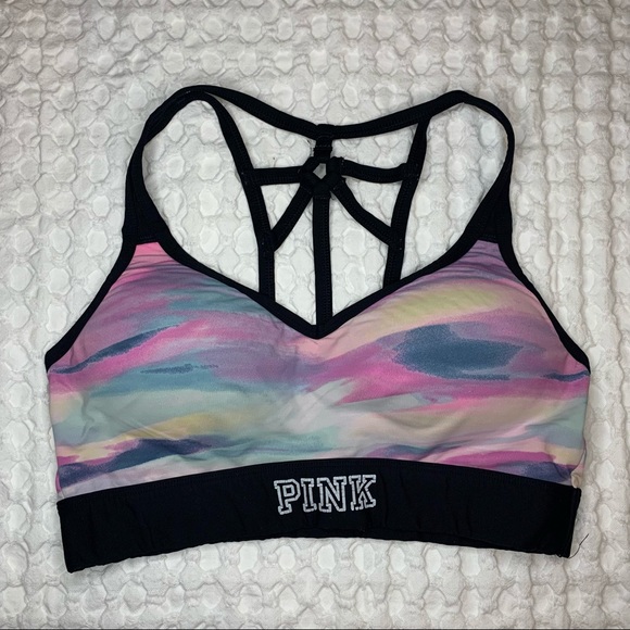 Woman’s Victoria secret pink sport bra size M